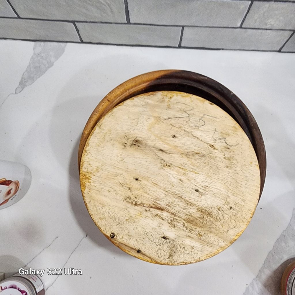 Handcrafted Rustic Bowl with Lid. Large - Picture 6 of 9